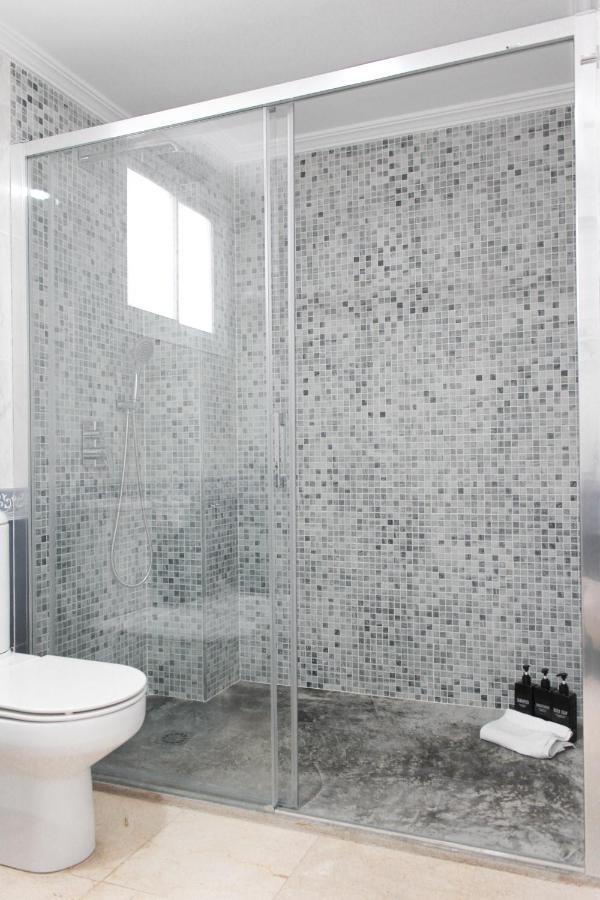 Monkeys Apartments Lumbreras Deluxe Seville Luaran gambar